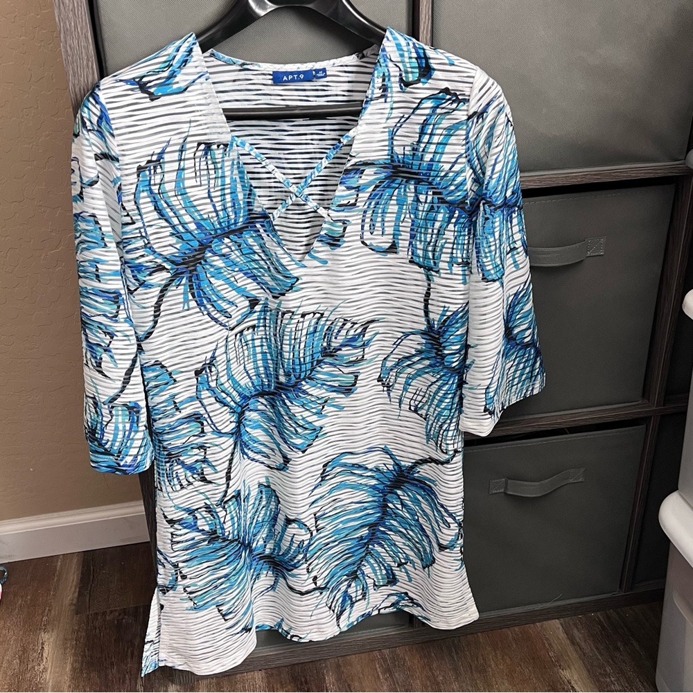 NWOT-Swim Cover-up